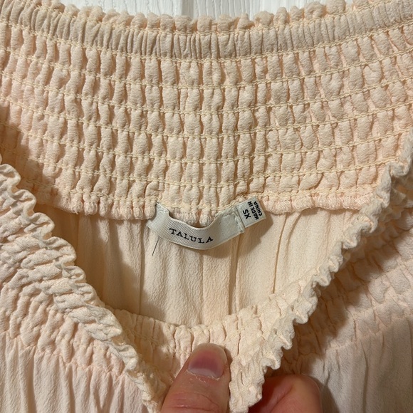 Talulah peach coloured blouse XS - Picture 2 of 2